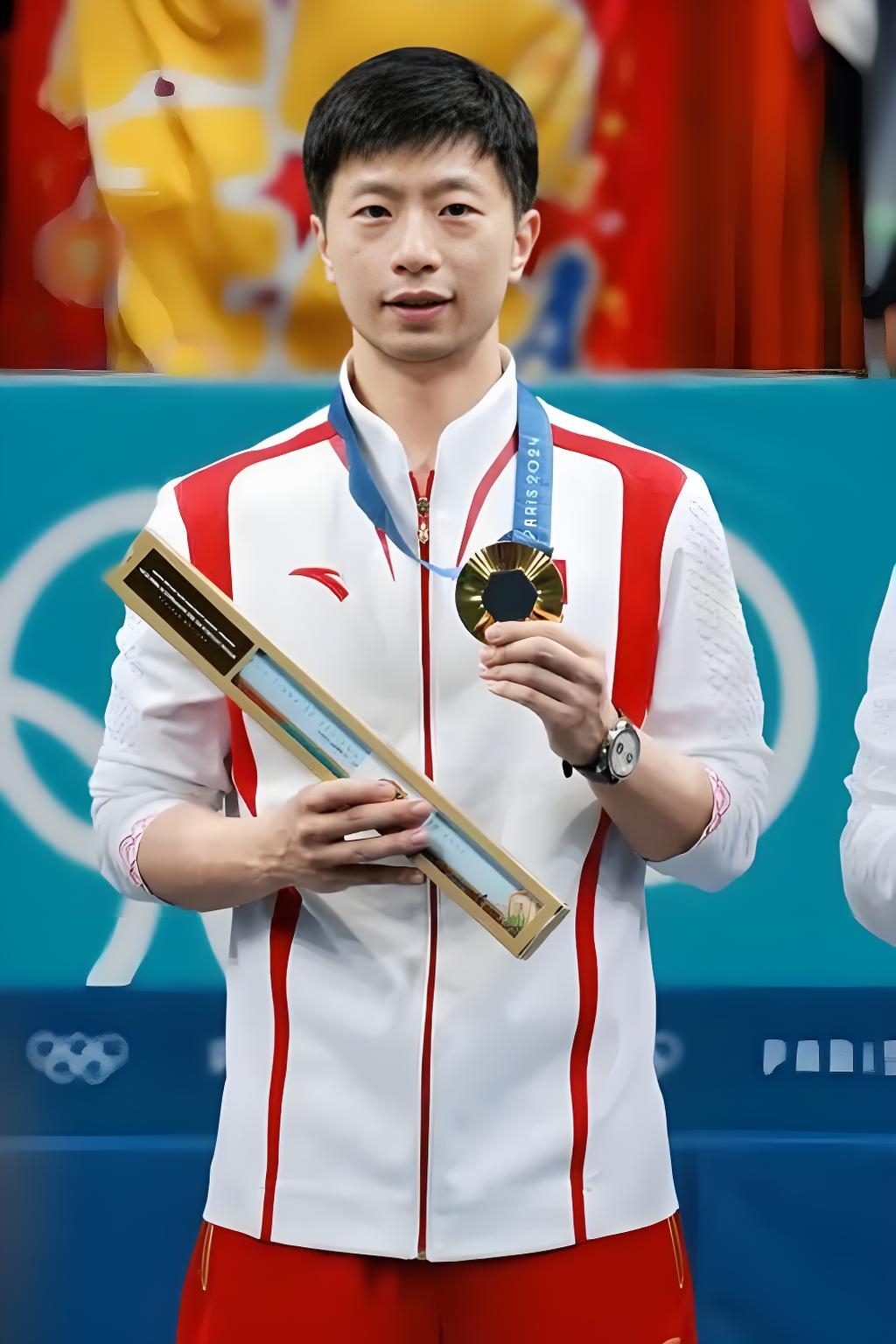 伴随巴黎奥运会乒乓球男团决赛的胜出,马龙成功斩获个人第六枚奥运