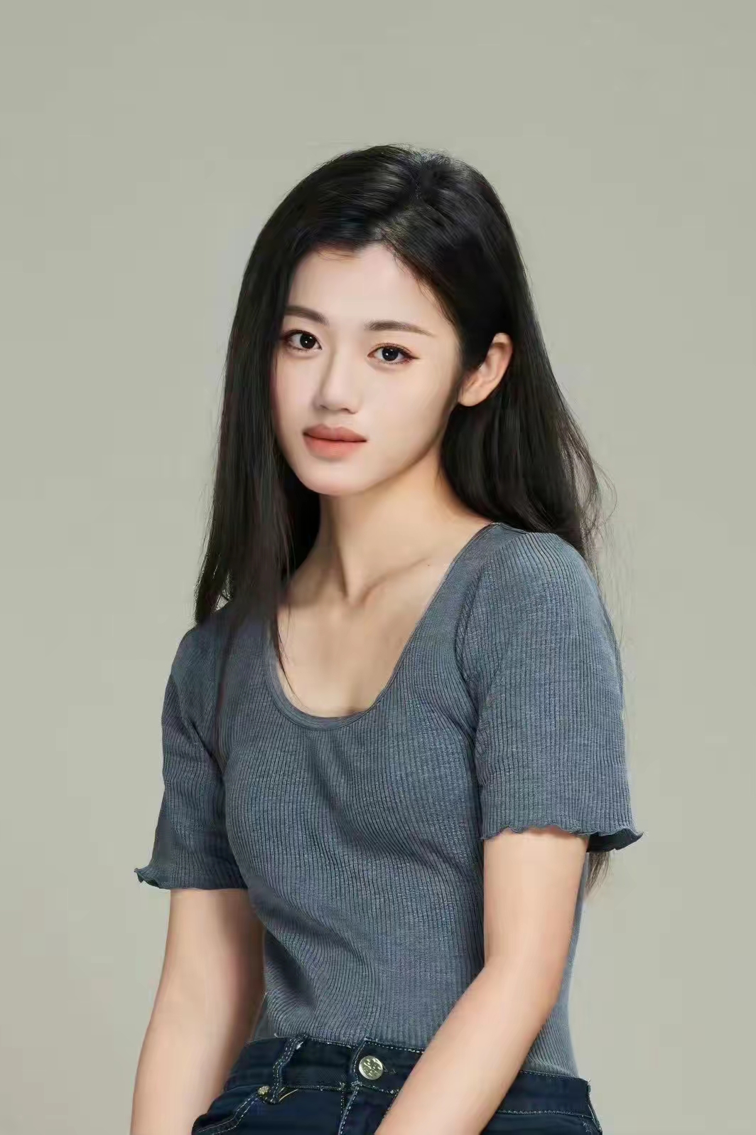 于正新签女艺人孙寈惠,网友:她像袁冰妍 鞠婧祎,未来可期!