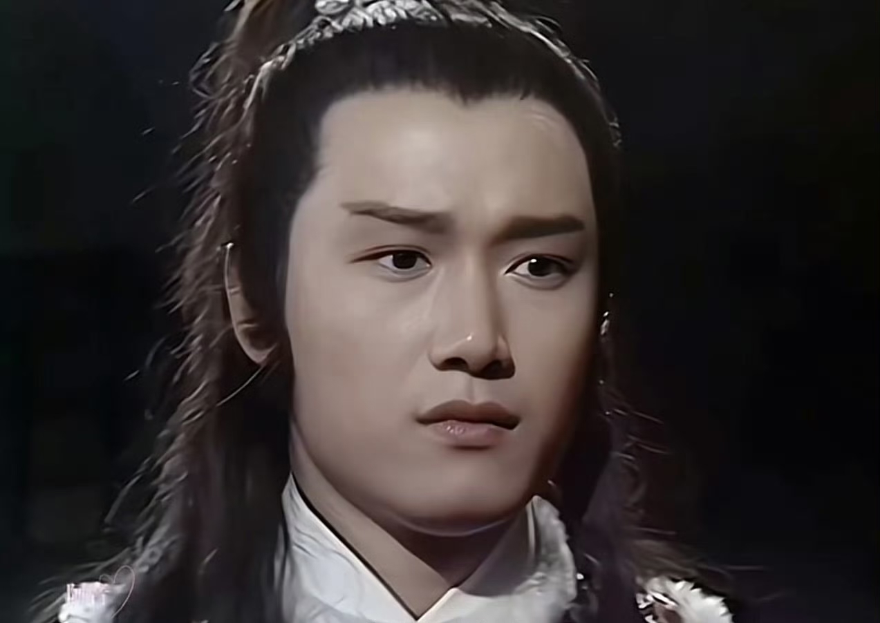 年轻时候演过杨康的苗侨伟现在66岁了依然非常帅气