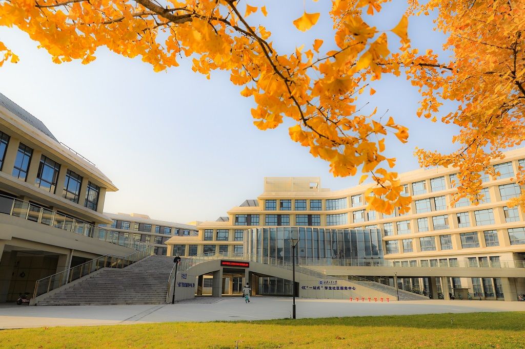 西安工业大学有那么强吗?呵呵,强不强,那得看你和谁比咯!