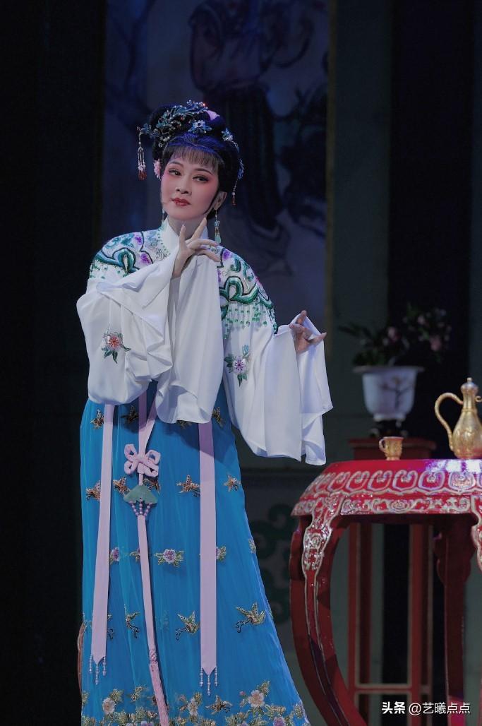 越剧名家方亚芬夏日不歇夏,轮番演出经典剧目,戏迷好福利