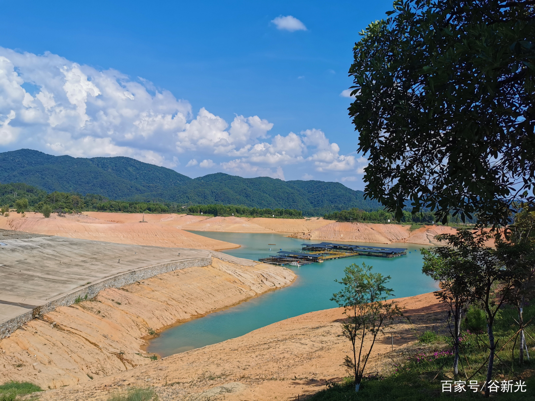 《七律·风平浪静》