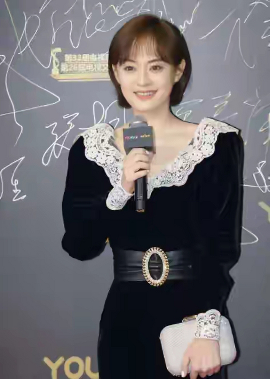 "郑晓龙问孙俪请假的理由是什么,而孙俪表示:"因为李健当时正在比赛