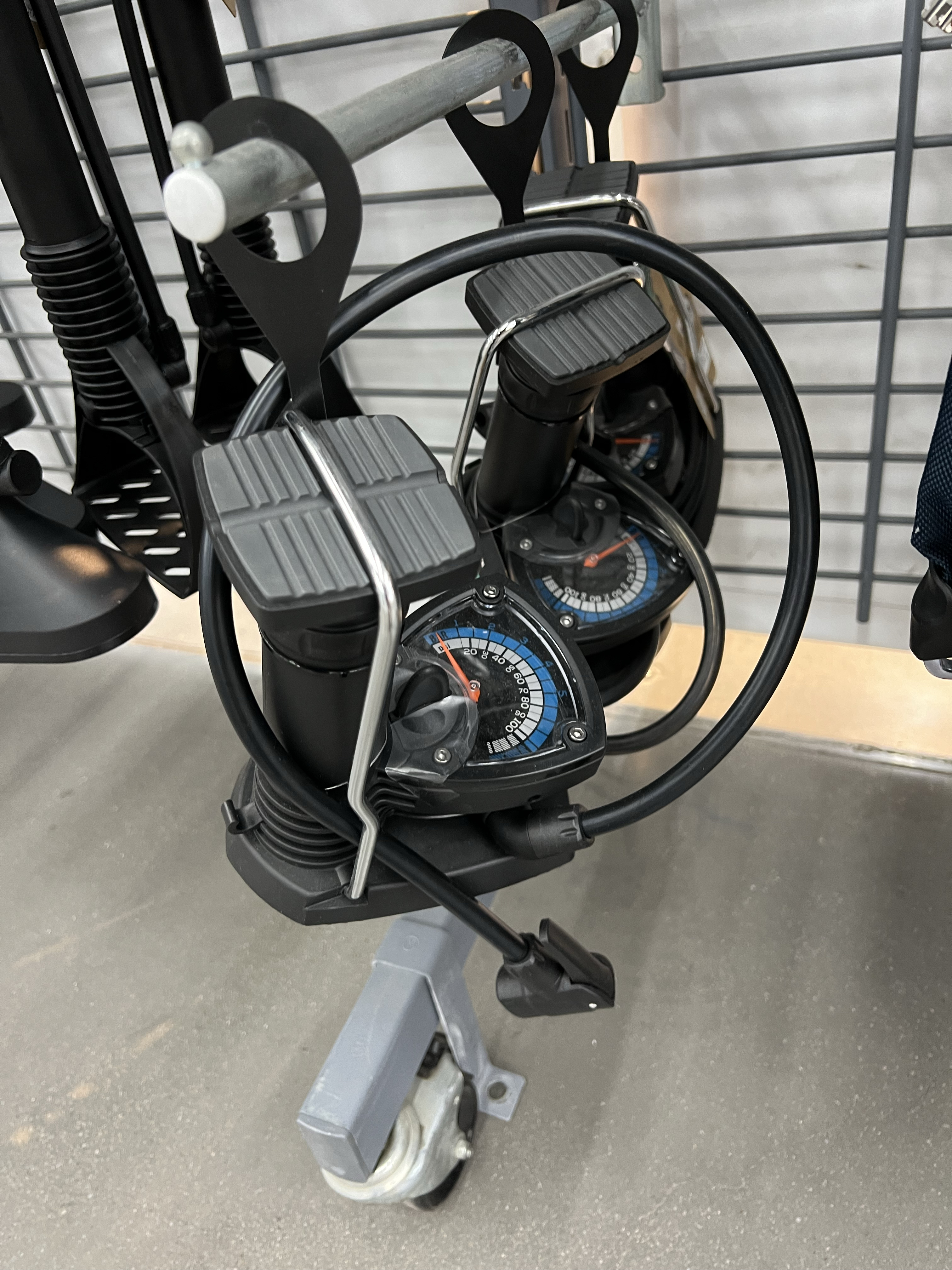 骑行常见的英语表达有cyclingridingbike riding