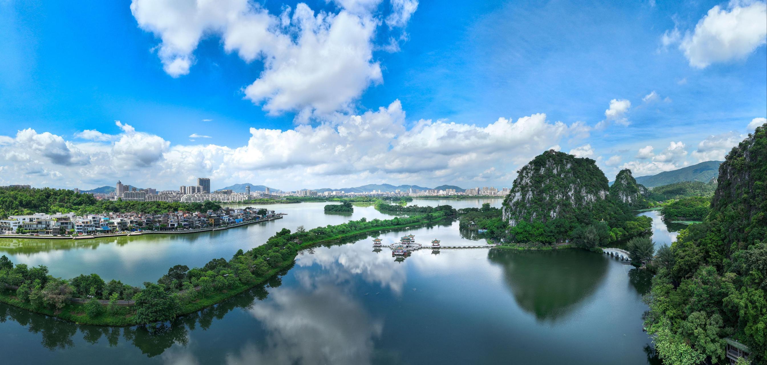 肇庆市房价最低的9个区县: 第1名,封开 4085元/m² 第2名,广宁 4360