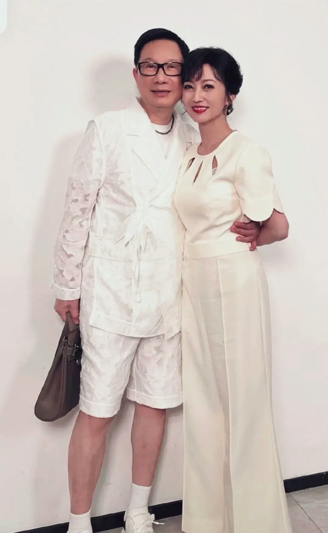 两人很般配啊,大家有认识赵雅芝老公的吗? #动态连更挑战