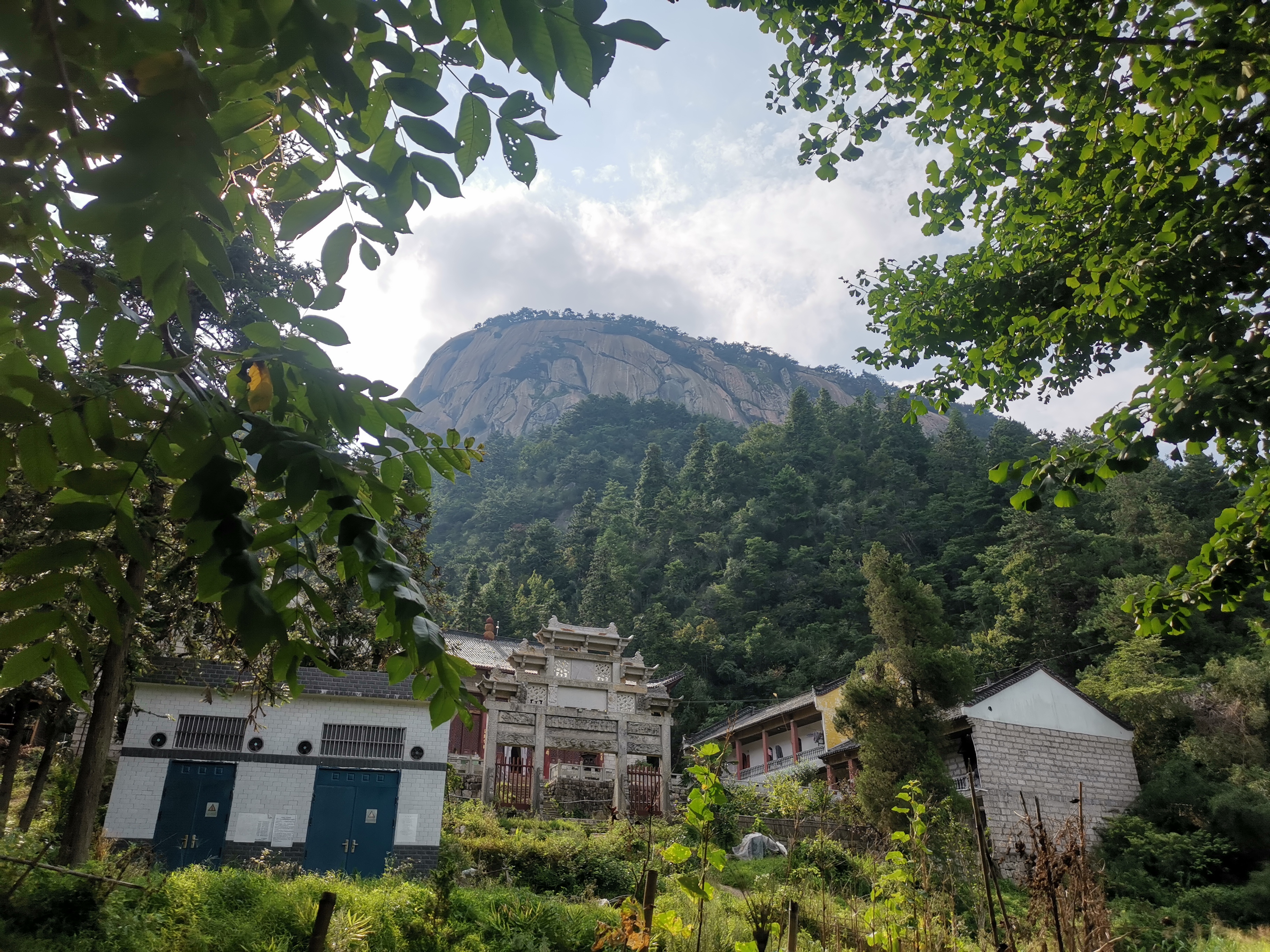 爬安庆岳西司空山,山实在是太高了,爬了一个半小时,不知流了多少汗,带
