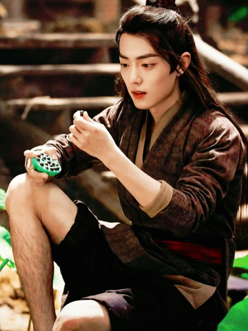 肖战的腿毛真浓密,男人味十足