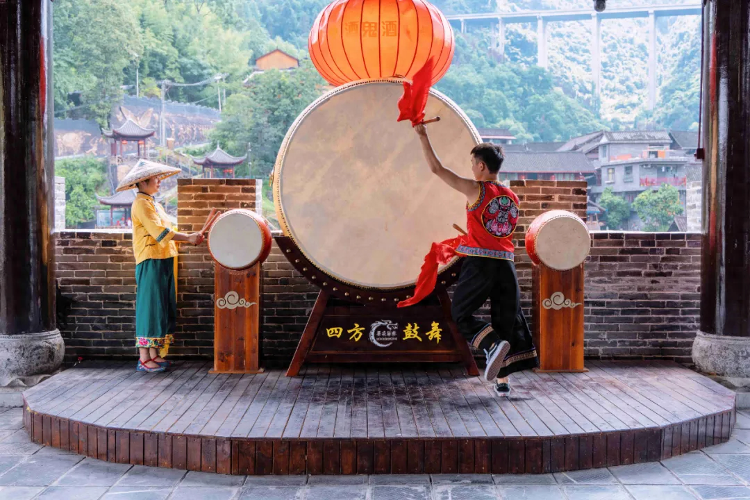 中央电视台聚焦墨戎苗寨:揭开传承千年苗族鼓舞!