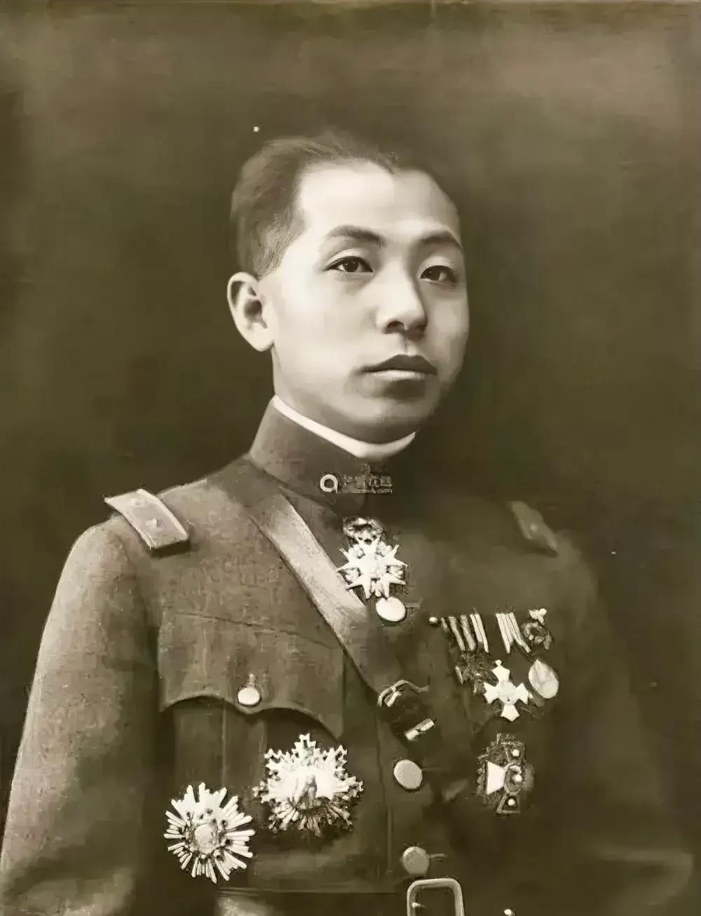 少帅张学良一生八大正确: 一,1924年9月,第二次直