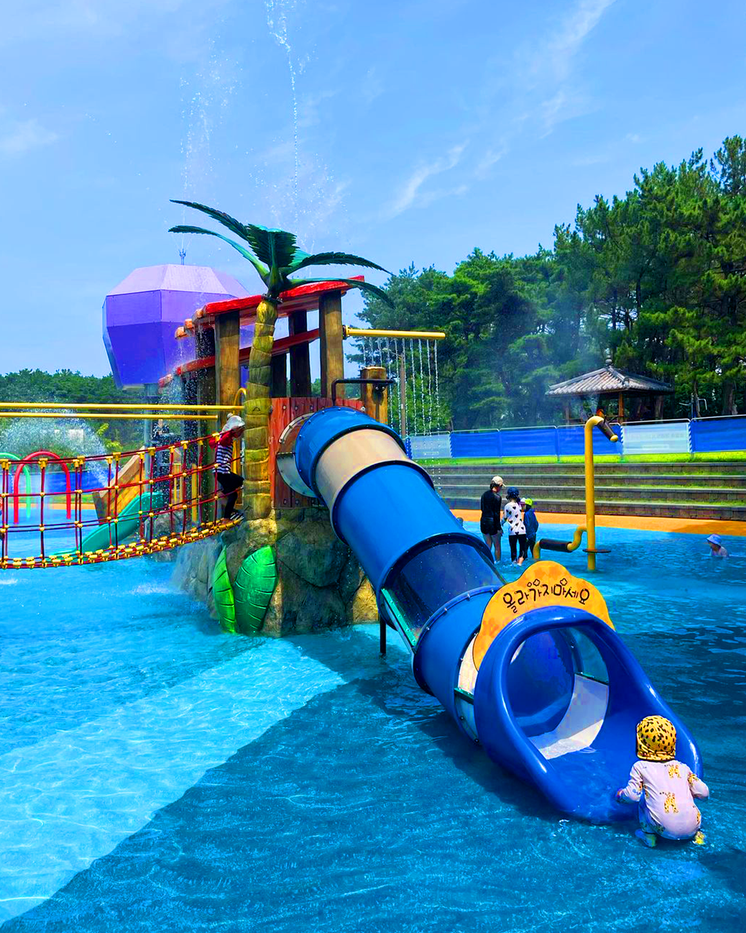 乐园池州欢乐世界水世界马陵山童话水上乐园图片隆回活在自己的世界里