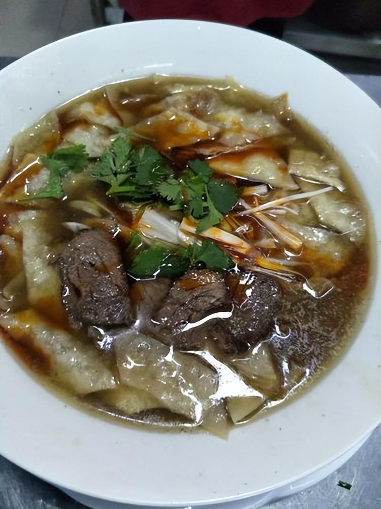 牛肉罩饼:石家庄的味蕾传奇