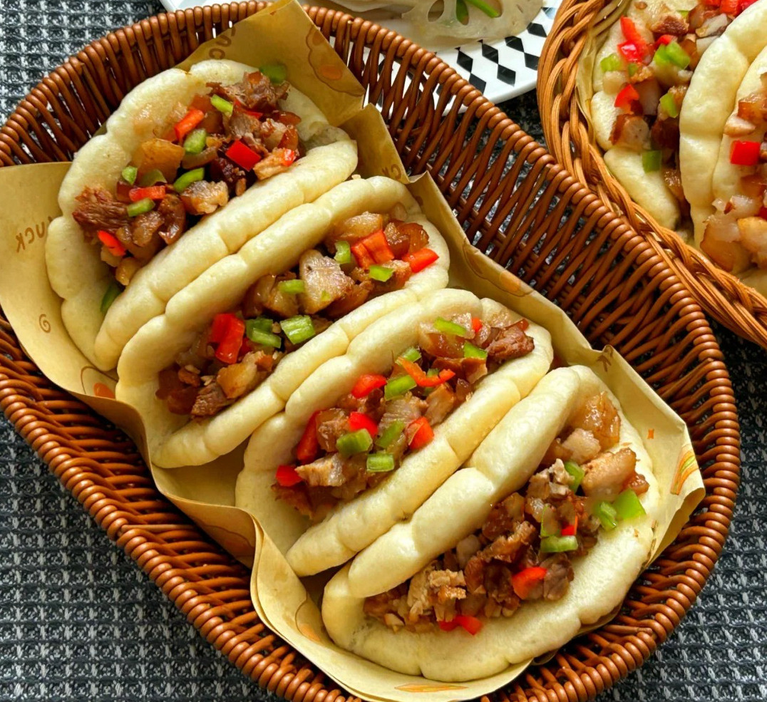 万物皆可夹的荷叶饼来咯!以后孩子想吃肉夹馍,你就这样在家做