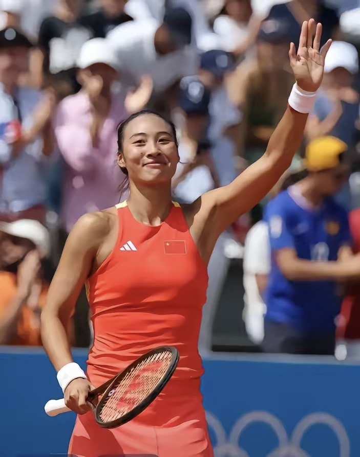 78米,体重70公斤,十堰人,网球运动员 1,主要奖项: 2024年巴黎奥运会