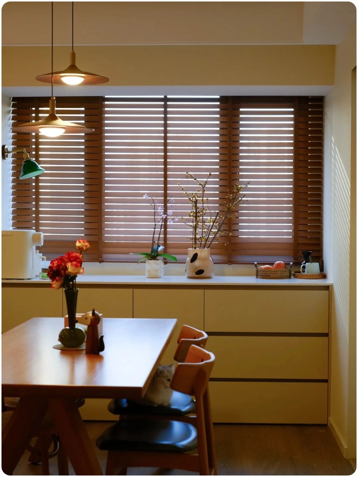 餐厅窗帘怎么选?有哪些窗帘类型?