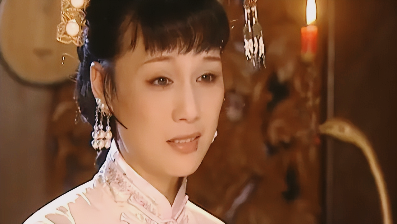 再看《康熙王朝》:才发现为何容妃刷27年马桶,康熙始终不闻不问