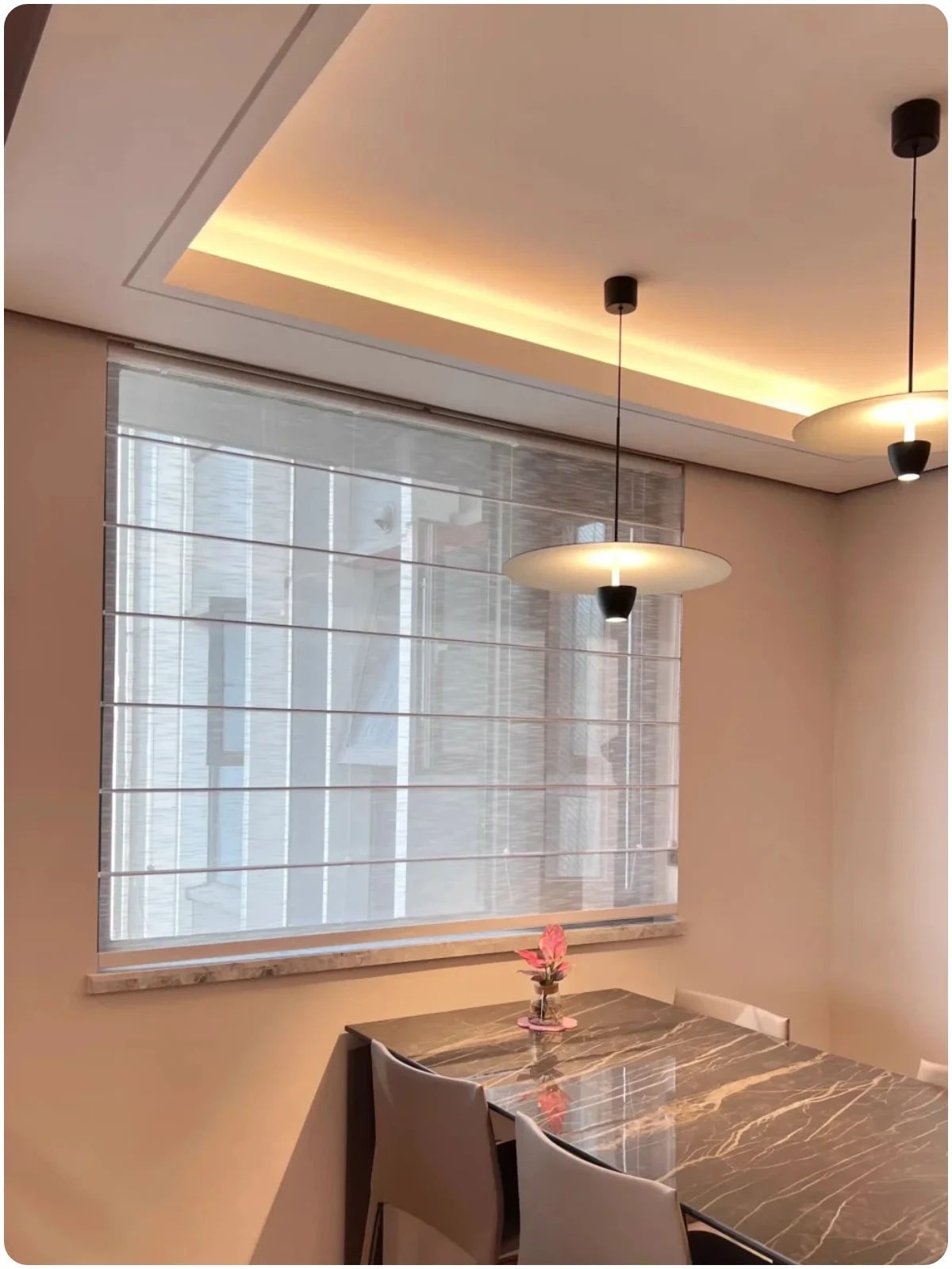 餐厅窗帘怎么选?有哪些窗帘类型?