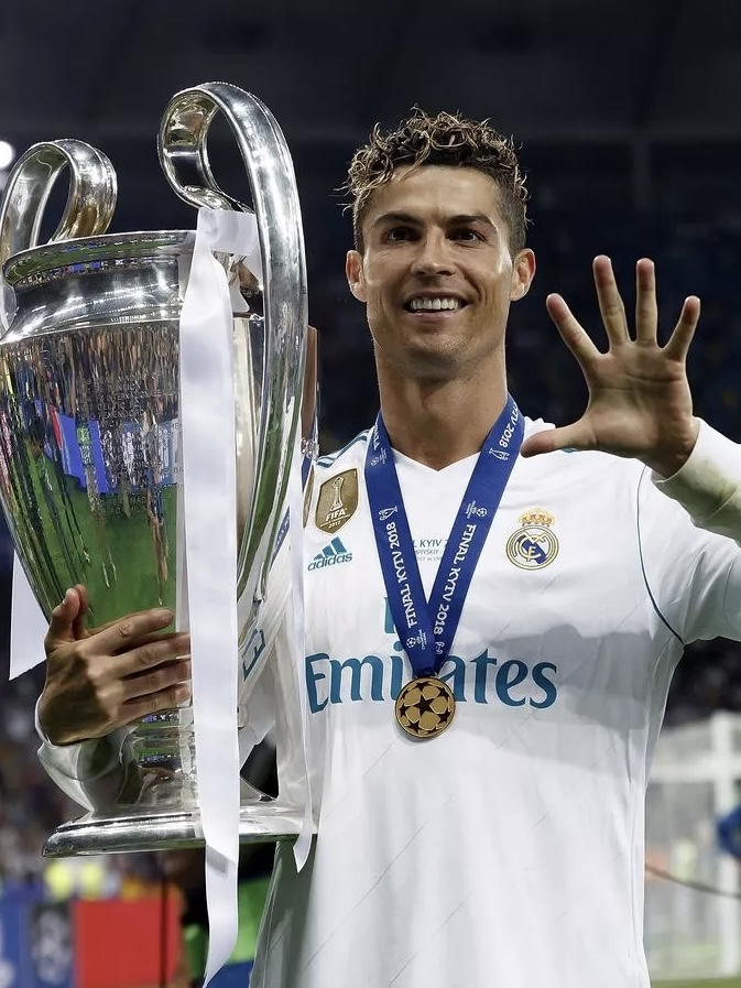 欧冠抽签仪式,欧足联将向c罗授予欧冠历史最佳射手