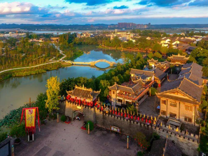 一起和你看世界#遂宁龙凤古镇:是观音文化的发源地