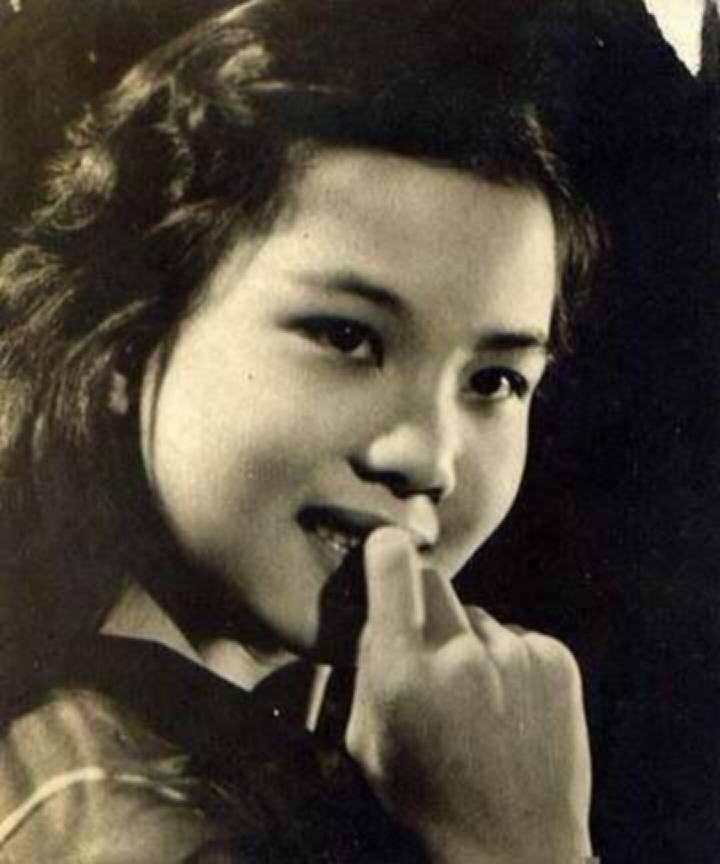 阮玲玉:16岁成名25岁自杀,一生遇两任渣男,死后30万影迷送别