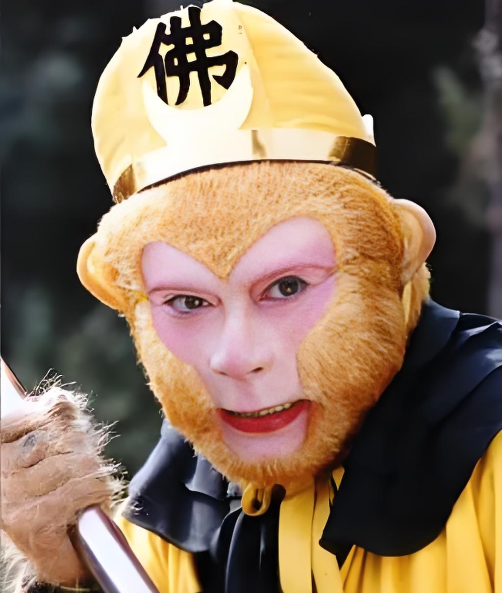 关于六小龄童扮演的孙悟空造型,从小到大看了很多遍,真没注意悟空造型