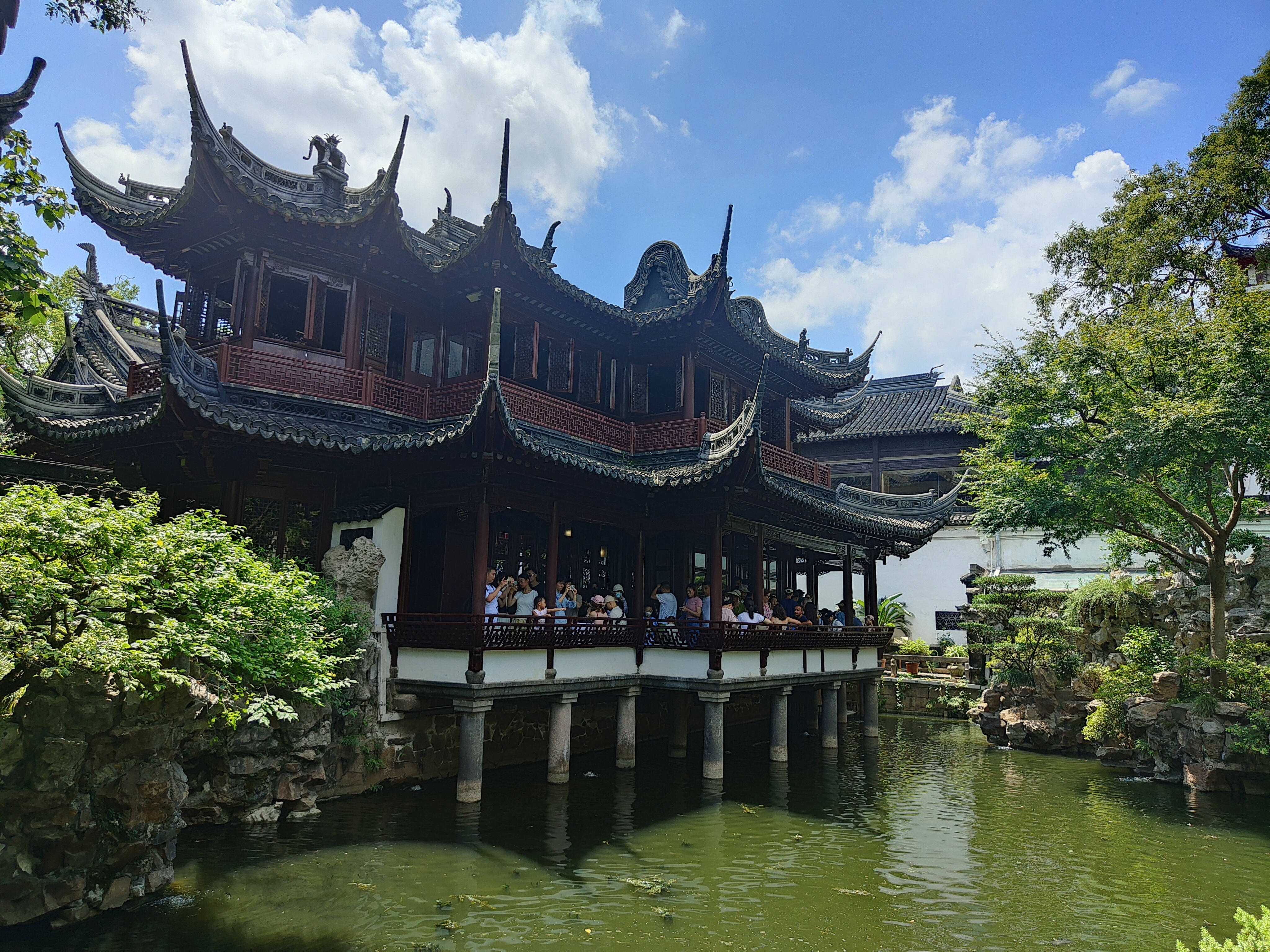 我班有个家长对我说,邻居家一个男孩成绩很不错