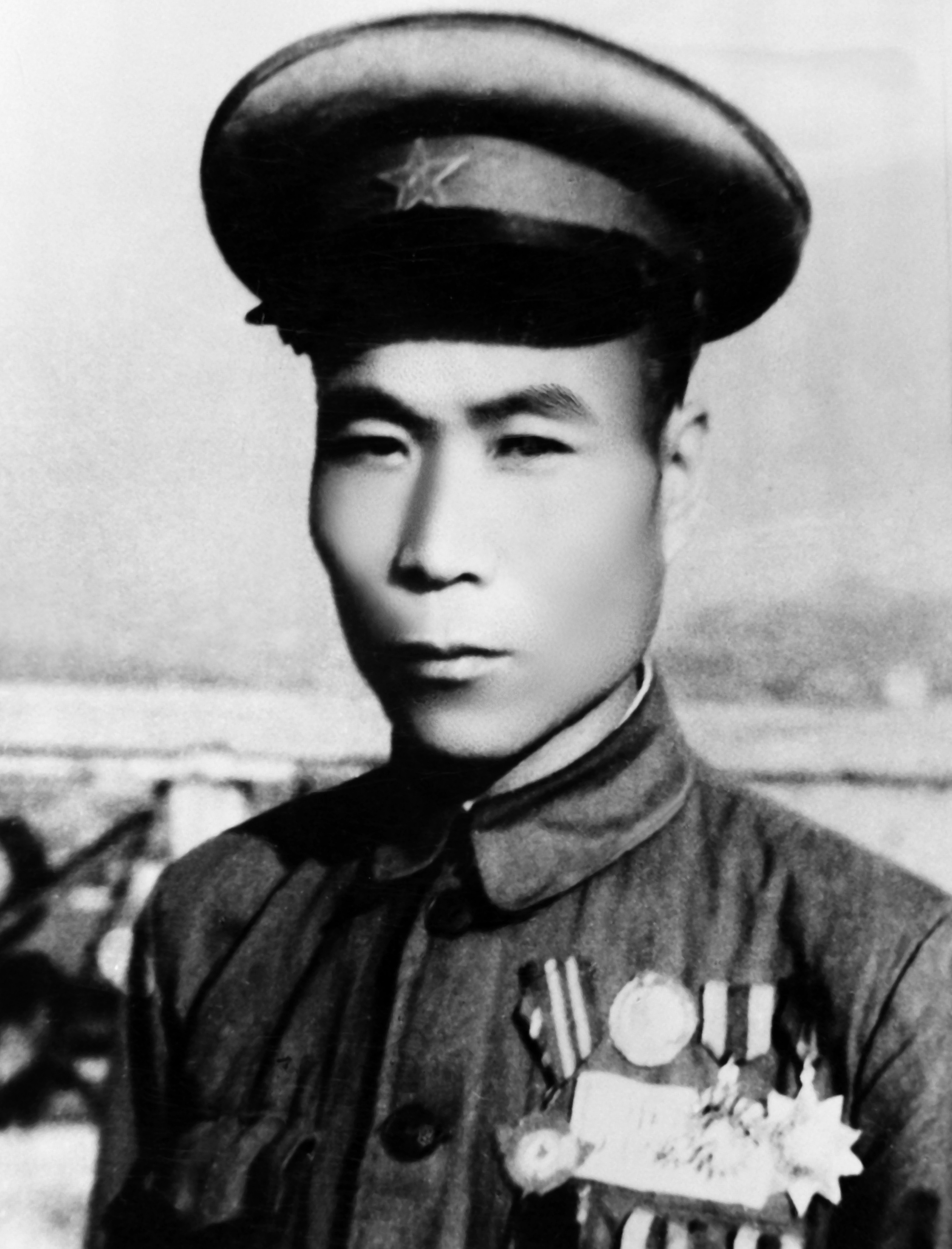 将军许杰繁少将的照片大全全国战斗英雄冷长春崔哲宽