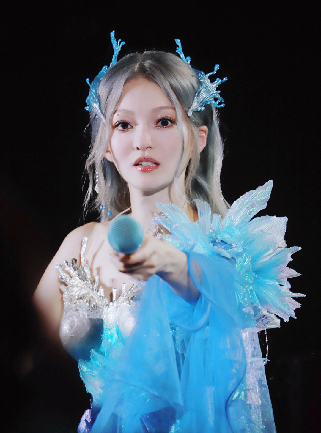 张韶涵说松弛感其实是假象精灵一样的张韶涵却永远在女王行为姐
