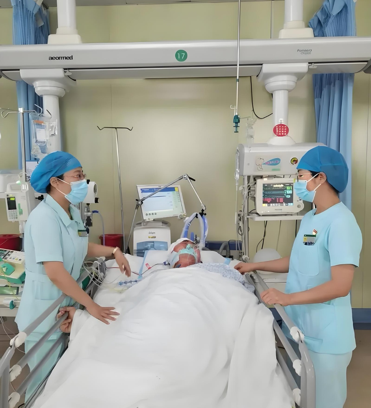 老公的爷爷95岁了,昏迷不醒了,入重症监护室了,医生建议插喉管,插胃管