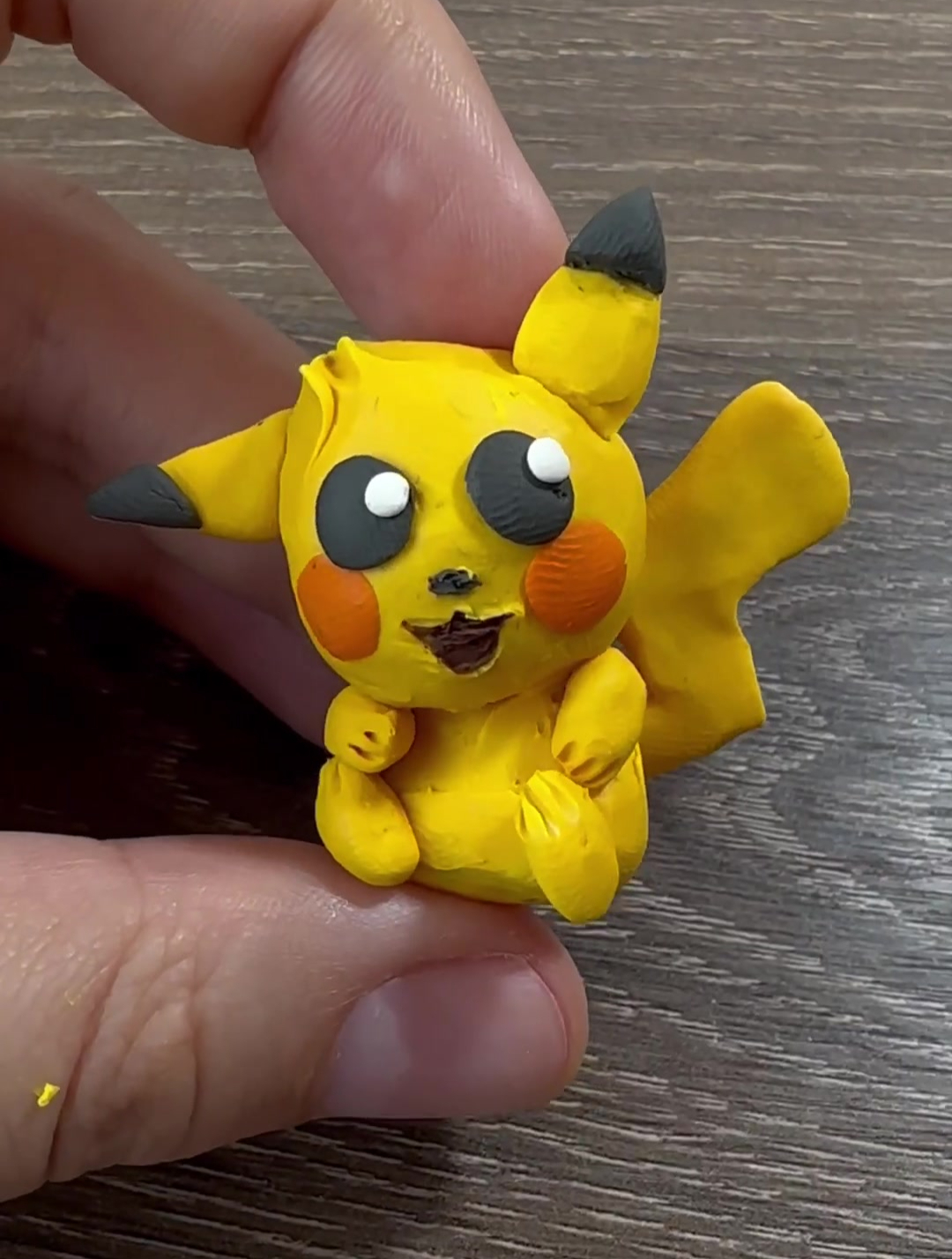 橡皮泥雕刻:皮卡丘