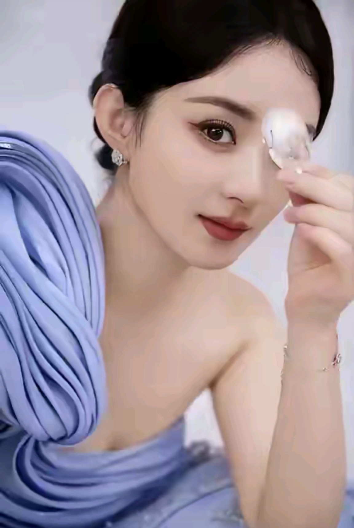 执着才华从籍籍无名的农村女性逆袭为了演艺圈的顶流明星和大女主