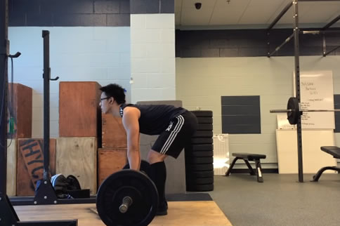 哑铃直腿硬拉怎么做效果最好