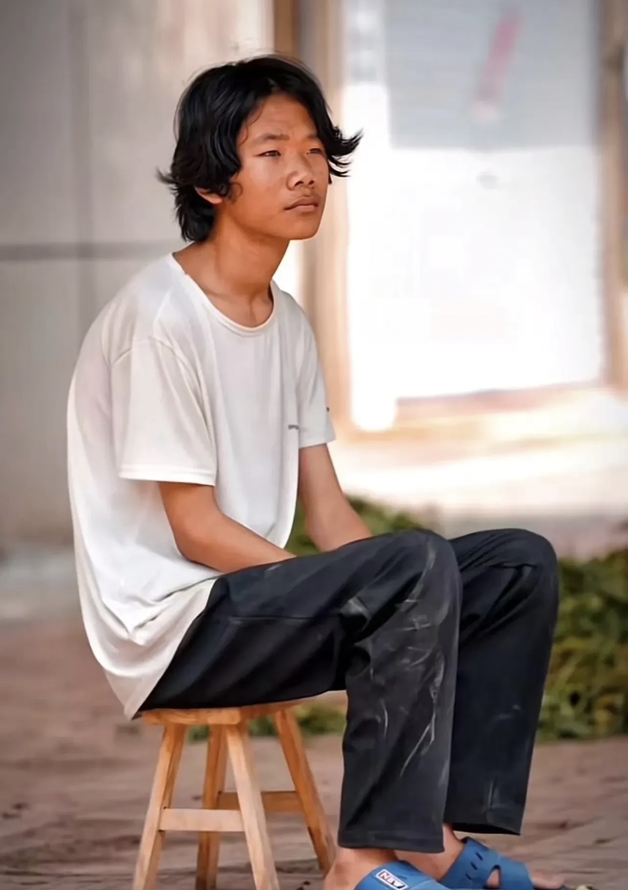 "网友:医保应该全免这样的家庭;照顾他们是政策的惠