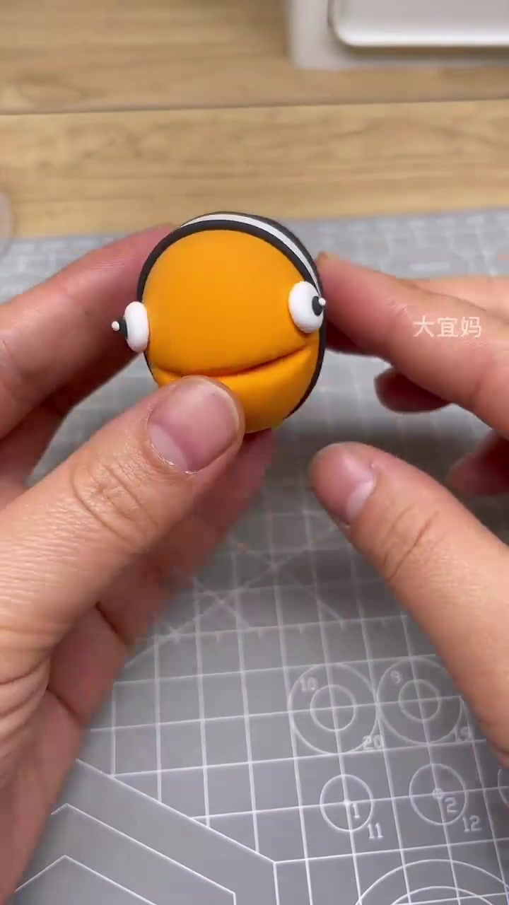 小丑鱼粘土制作粘土教程 做手工我是认真的 手工 亲子手工