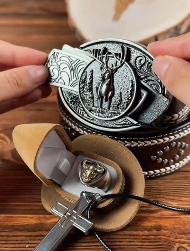 这种西部牛仔专属的"皮带刀",你见过吗?