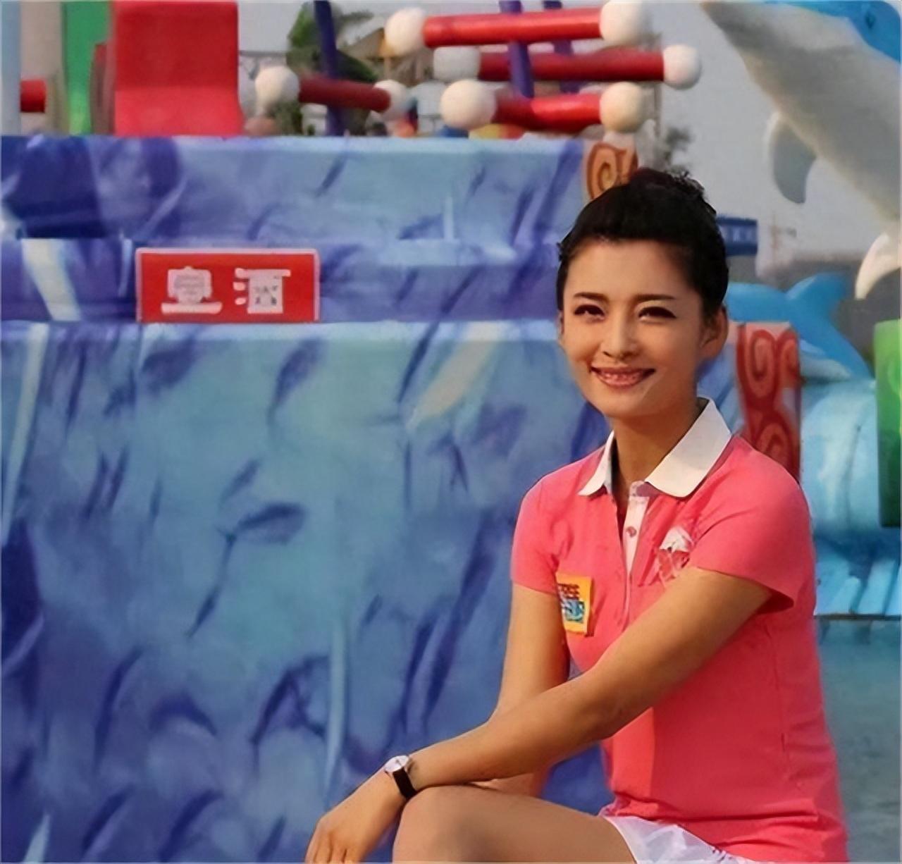 安徽卫视主持人马滢:把家庭当作自己化妆品,丈夫是体贴她的暖男