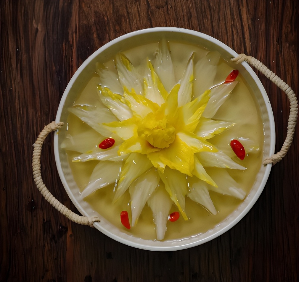 开水白菜:清鲜淡雅的味觉盛宴
