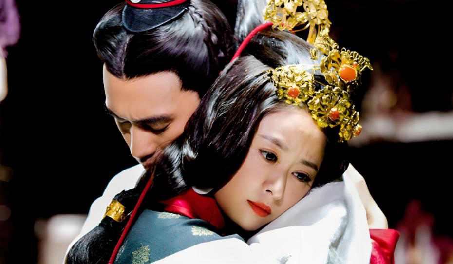 公元42年,刘秀废黜郭圣通,扶阴丽华当皇后,阴丽华却抵死不从.