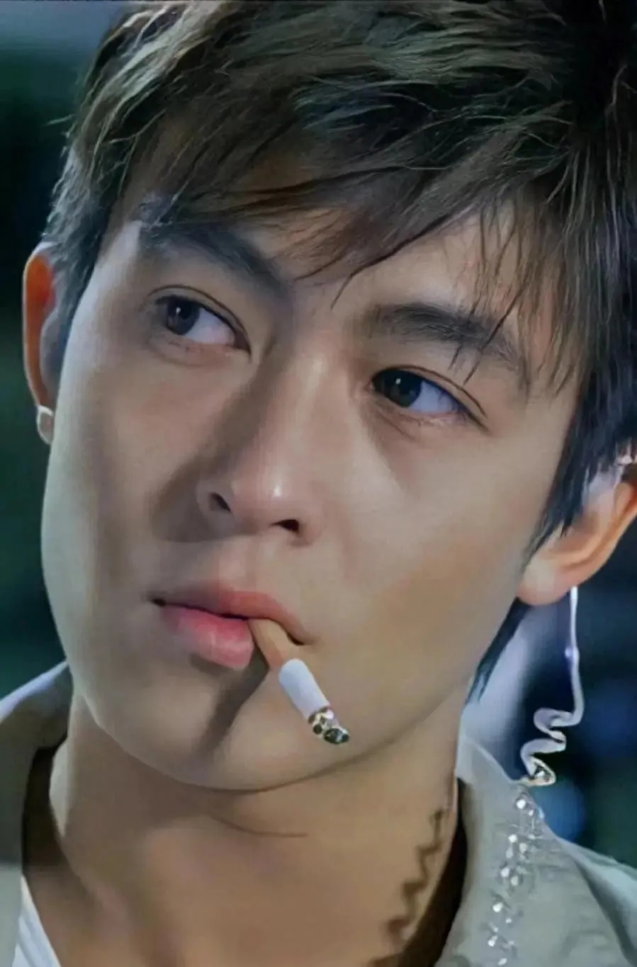 你还记得那个年少轻狂,叛逆不羁的陈冠希吗?