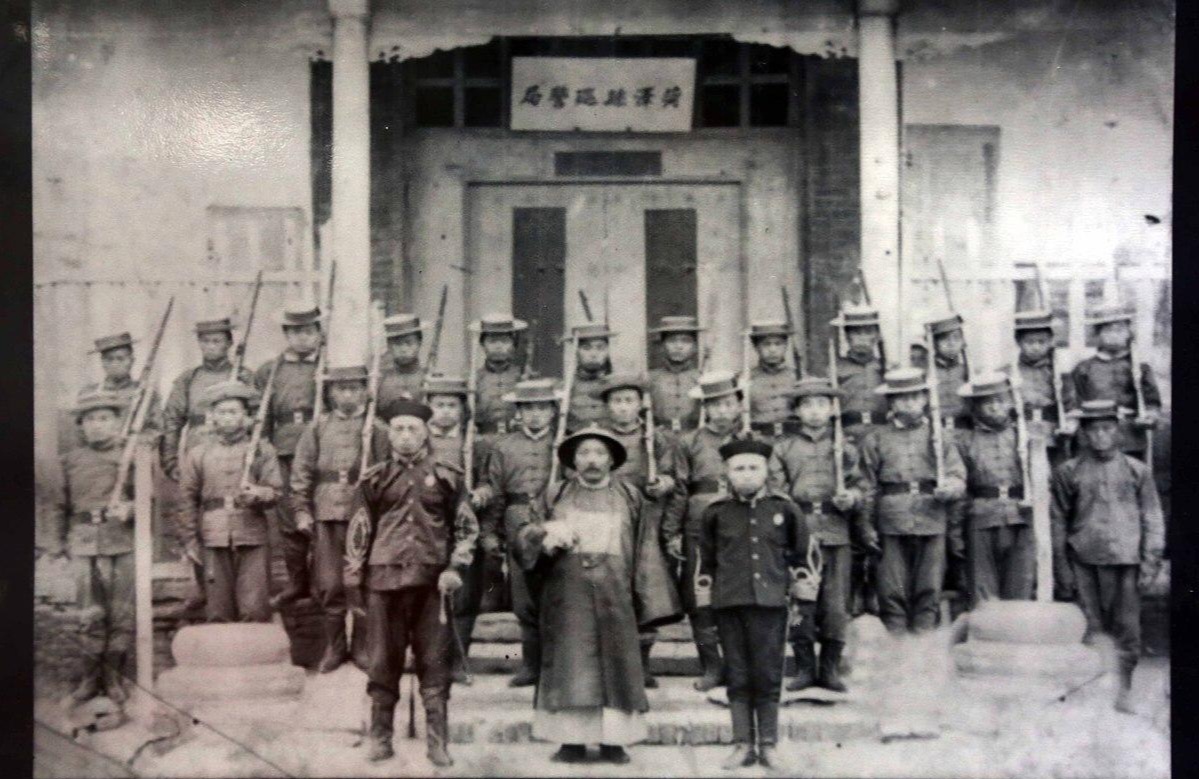 蔡锷与护国运动:民族英雄的壮丽篇章