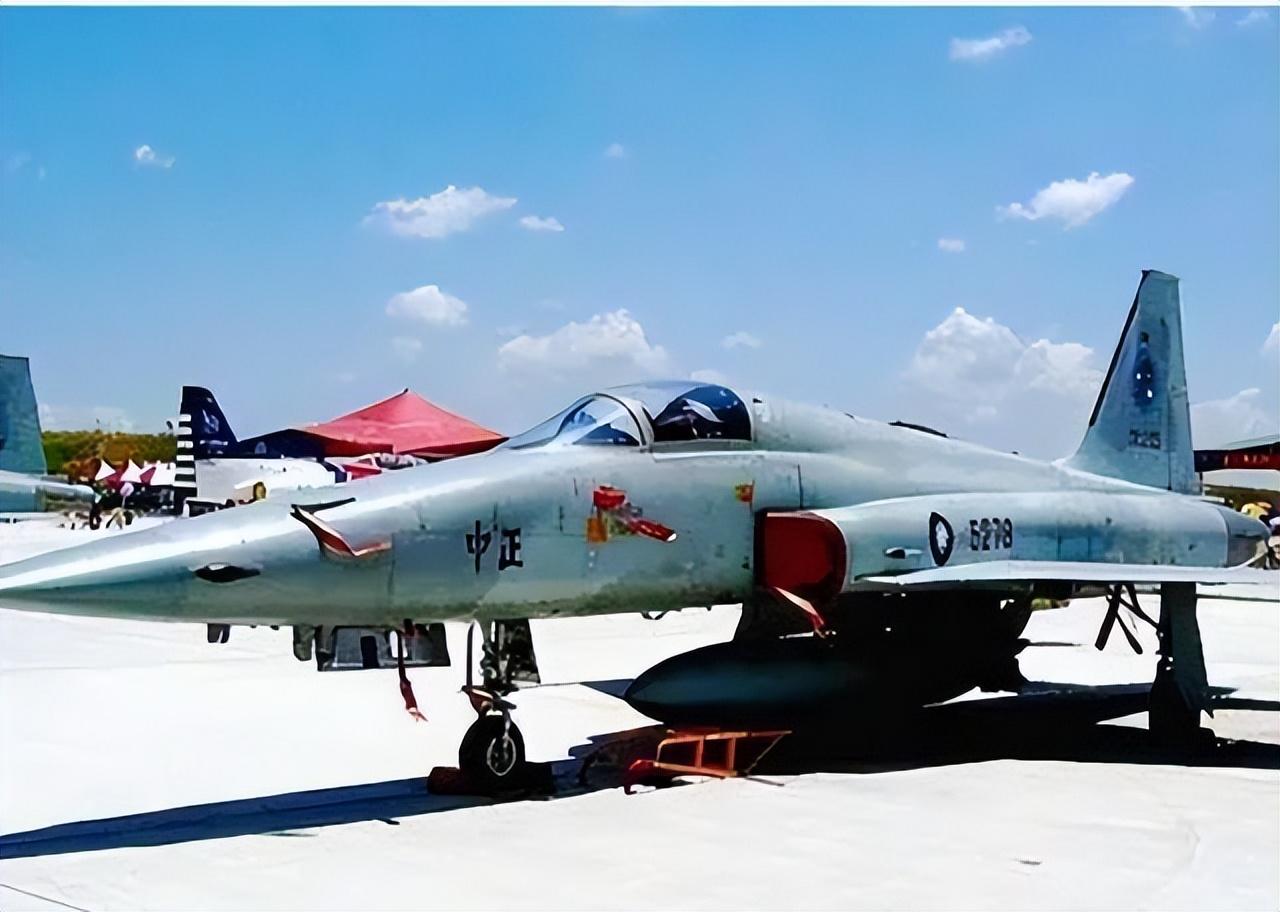 1981年,台湾1空军少校驾机投奔大陆,获奖金65万元,后来怎样?