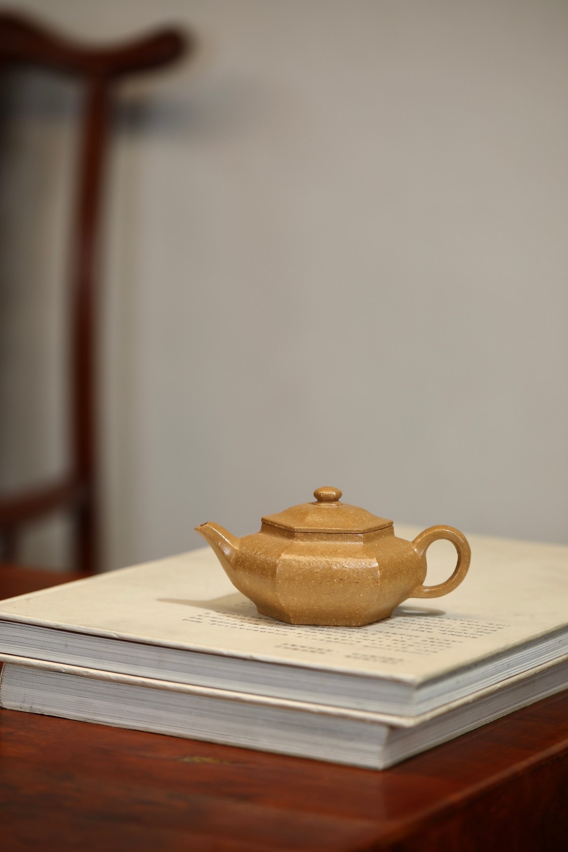 感觉机车壶的最大贡献就是让更多人了解了紫砂壶,紫砂壶热度