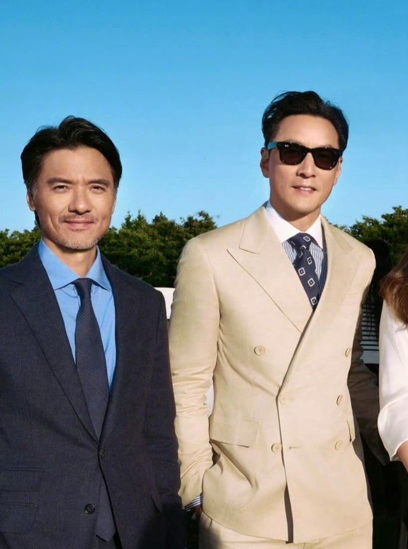 纽约时装周,吴彦祖和冯德伦,自26年前合作拍摄《美少年之恋》后同框