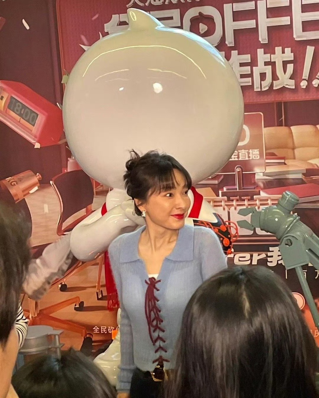 吴昕吻戏