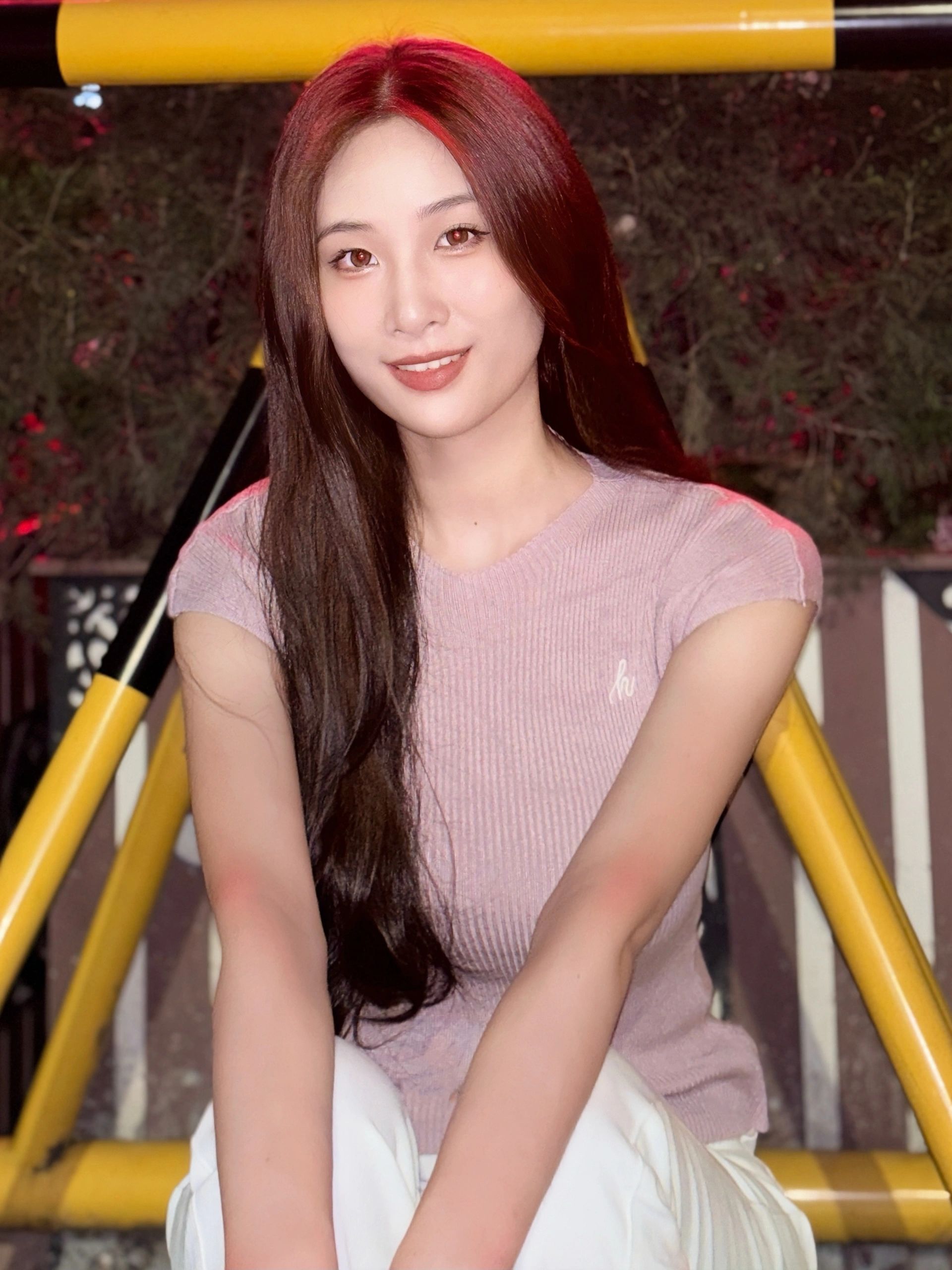 想远嫁 越远越好 免得听到村上的闲言碎语 要不要考虑下四川女娃儿