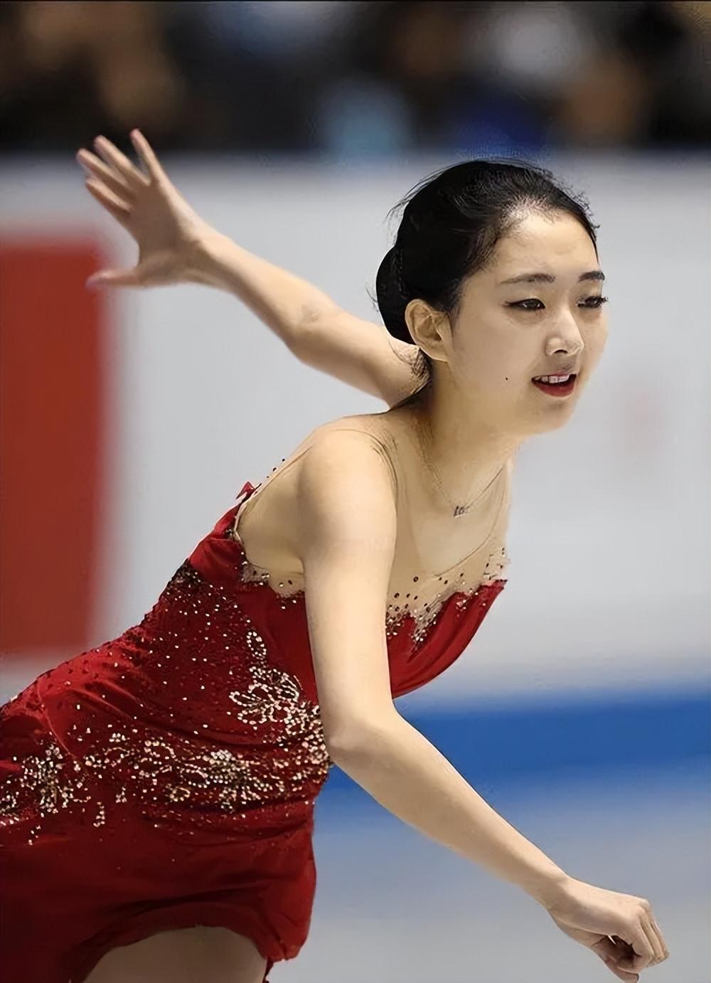 她是体坛颜值天花板,曾是樊振东绯闻女友,26岁身家过亿