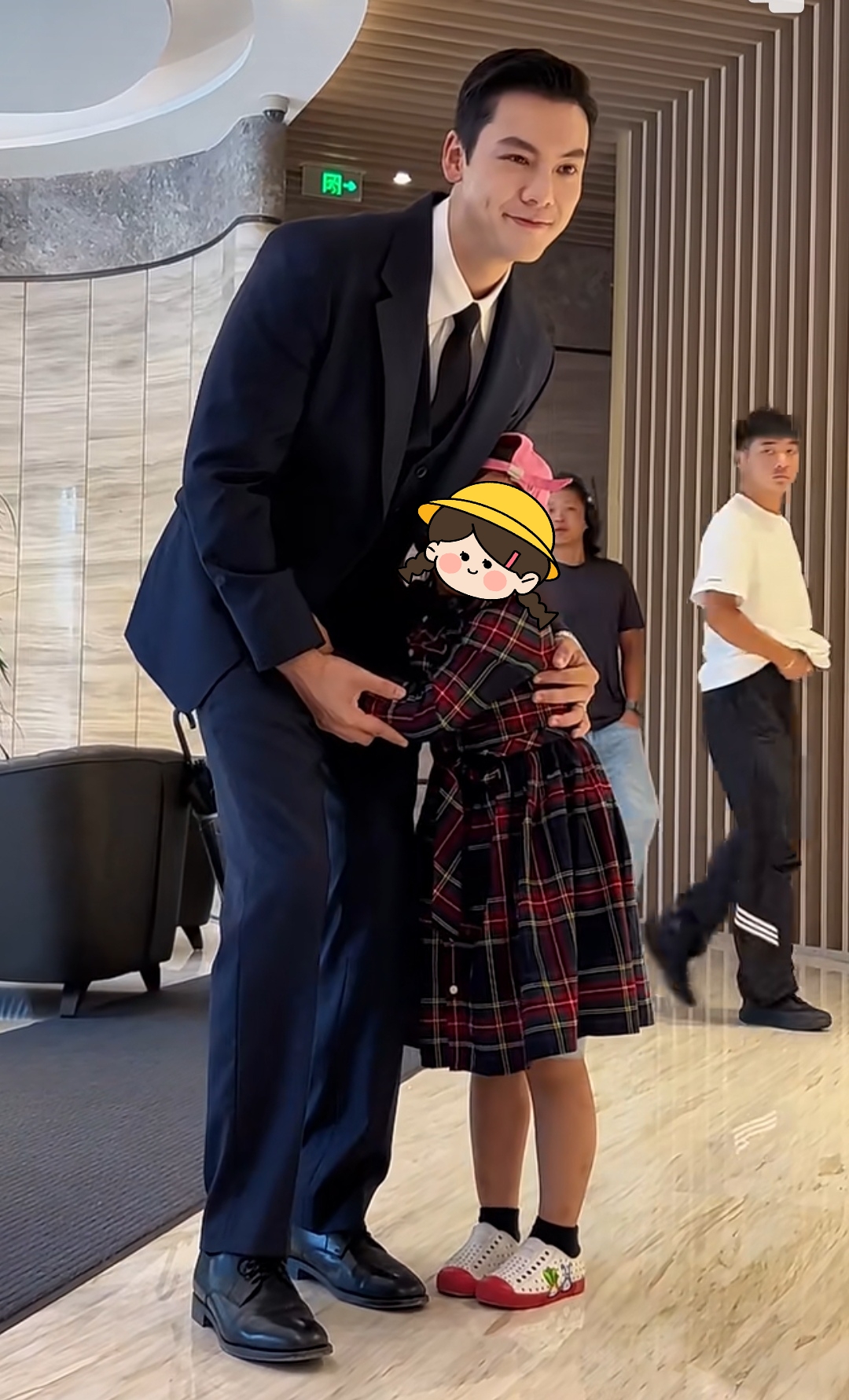 哇塞好羡慕这个小姑娘啊