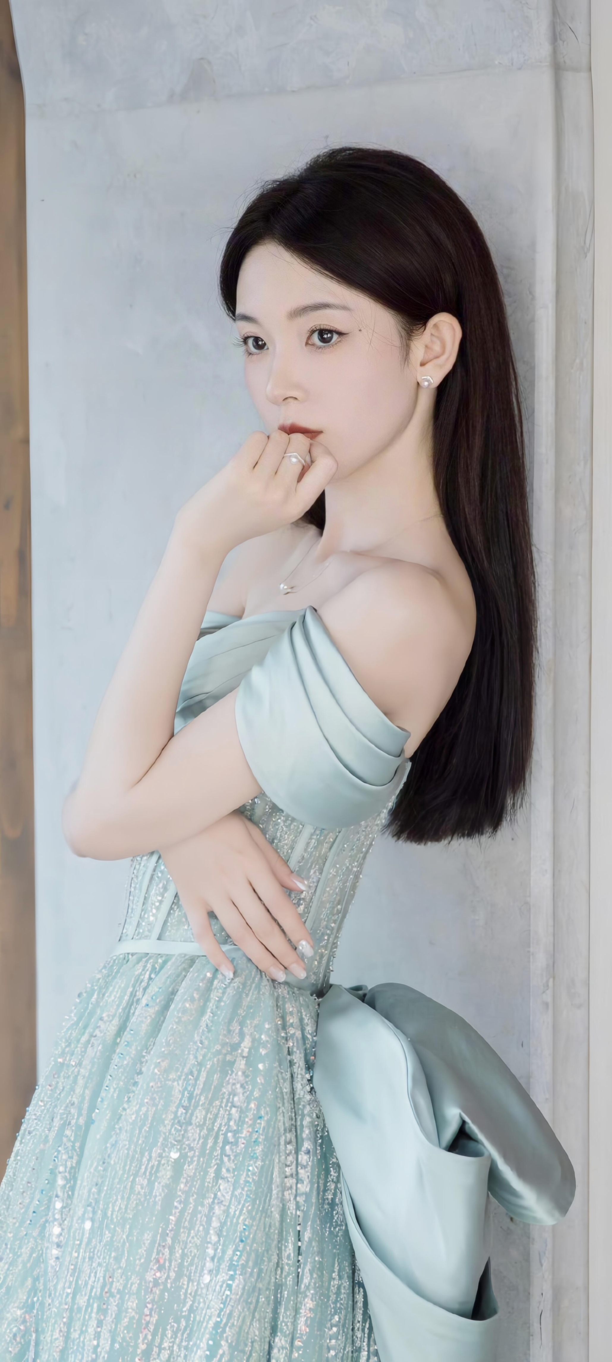 陈瑶高清写真,美艳气质爆棚!#陈瑶 #性感魅力