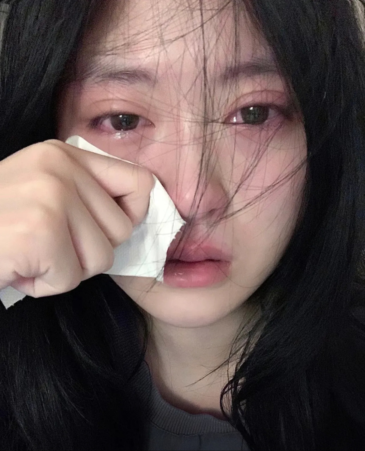 难道就因为他们不赚钱了?我们也有自己的生活压力呀