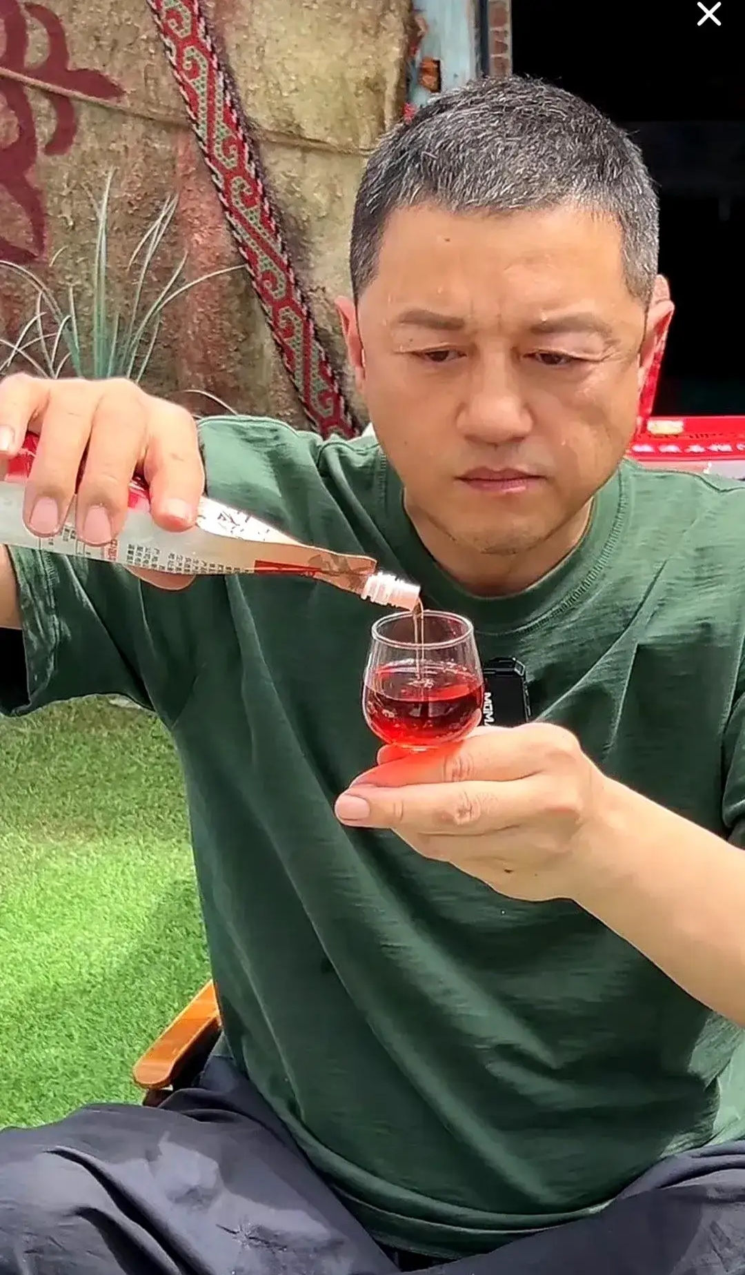 李亚鹏为了赚钱也是拼了
